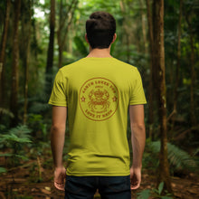 Carica l&#39;immagine nel visualizzatore di Gallery, Junglo tee maglietta Earth Love Mustard
